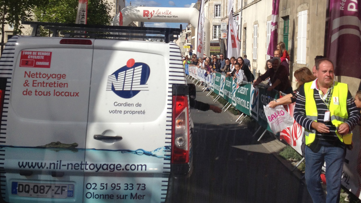 utilitaire de nil nettoyage vendee sur la route