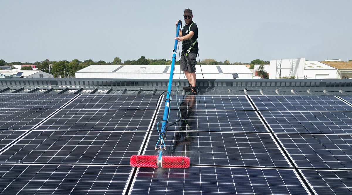 Nettoyage de panneaux solaires